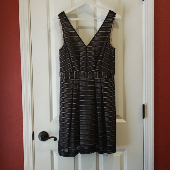 BCBG Black Nude Illusion Shadow Striped Dress sz 8 - Picture 3 of 10